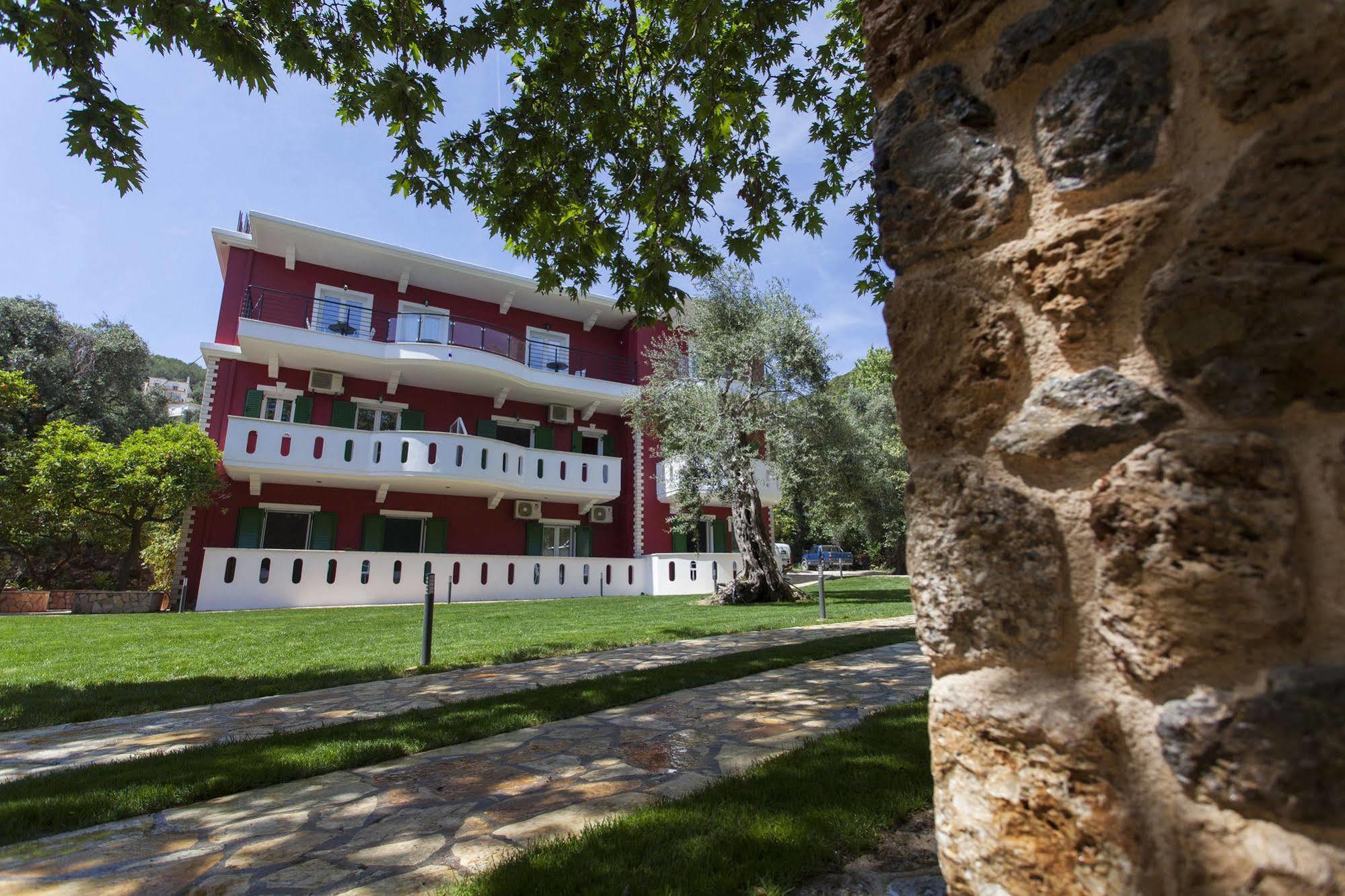 Aparthotel Oasis Exclusive Parga Exterior foto